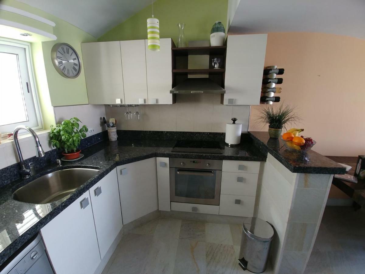 Beautiful 2 Bedroom 2 Bathroom Sea View, Free Parking Dubrovnik Exteriör bild